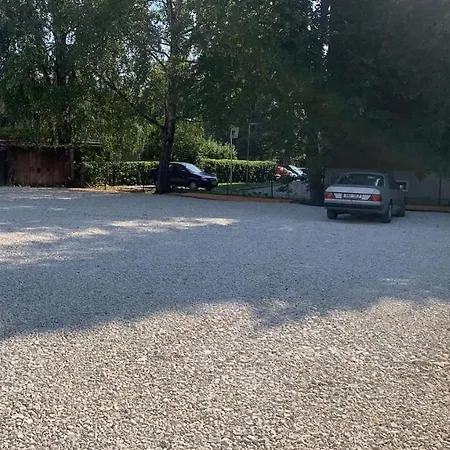 Delta11 - 2 Bedrooms, 2 Big Beds, 1 Single Bed تارتو