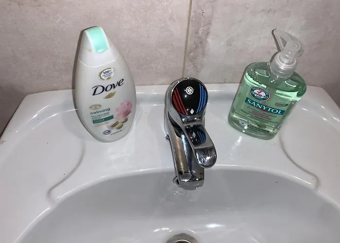 Delta11 - 2 Bedrooms, 2 Big Beds, 1 Single Bed شقة *