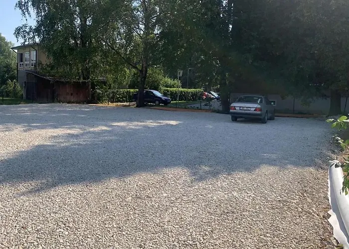 Delta11 - 2 Bedrooms, 2 Big Beds, 1 Single Bed تارتو